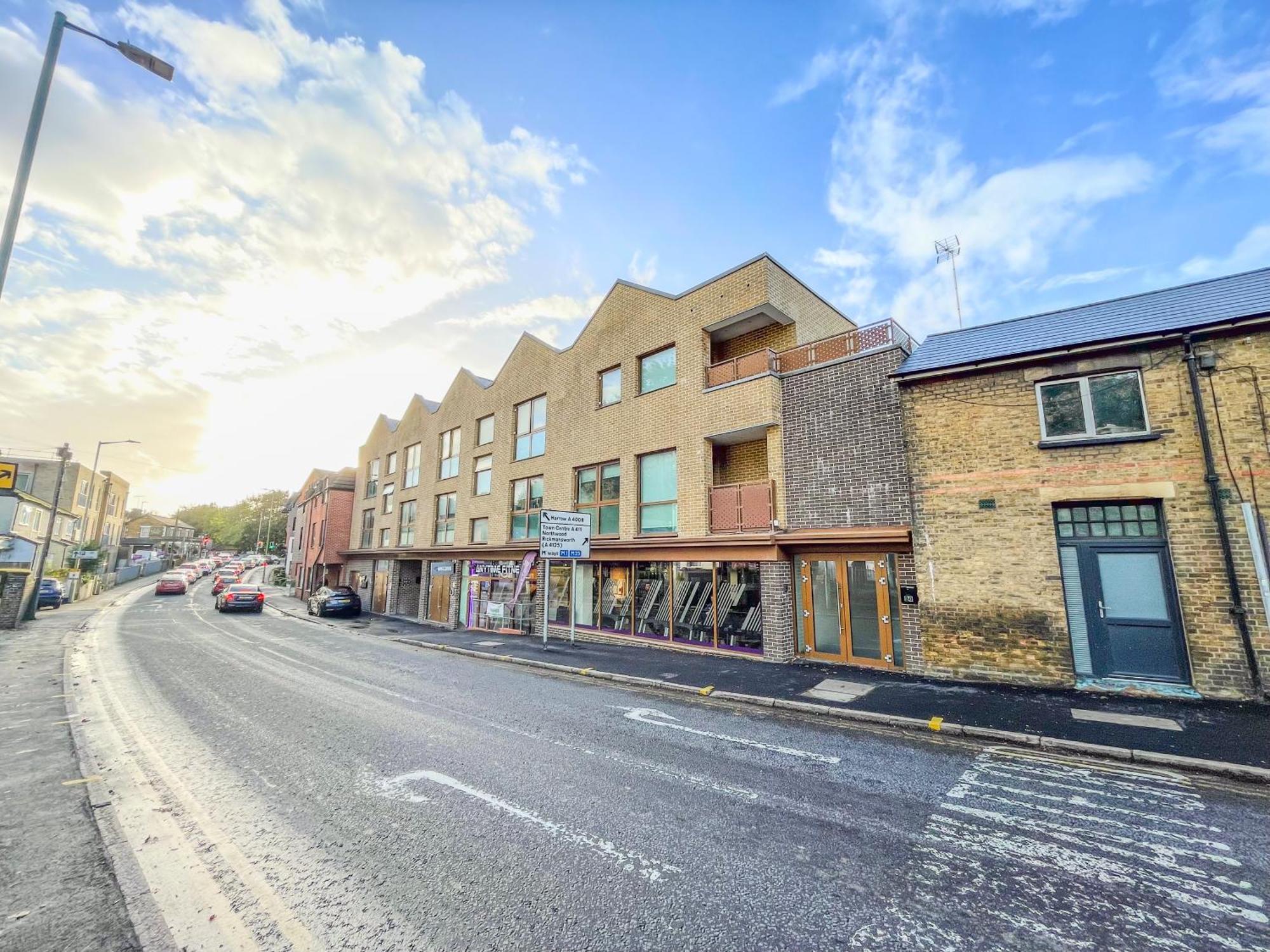 Ideal Family & Business Stay! 2 Min To Station, 10 Min To Harry Potter, 30 Min To London Euston & Free Parking! Watford  Buitenkant foto
